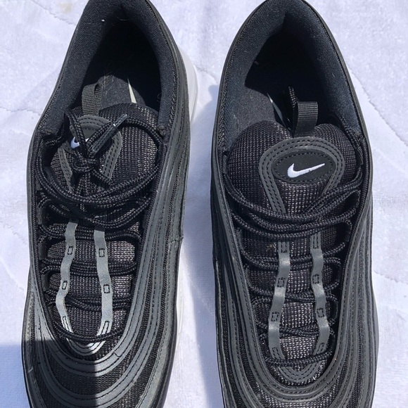 Nike Air Max 97s - Picture 3 of 4